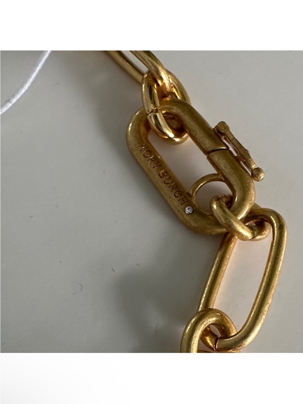 Tory Burch Gold Tone Roxanne Link Chunky Necklace NWT $179 - Picture 4 of 4
